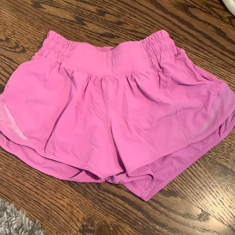 Purple/Pink Lululemon Hotty Hot Regular Shorts (2.5 inch)